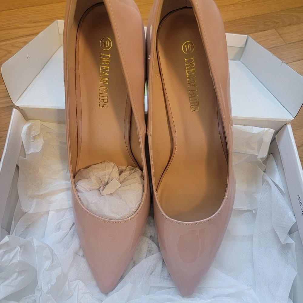 New in box Nude Patent High heel size 10
